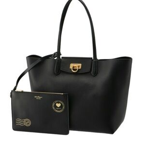 Salvatore Ferragamo Gancini Tote - New